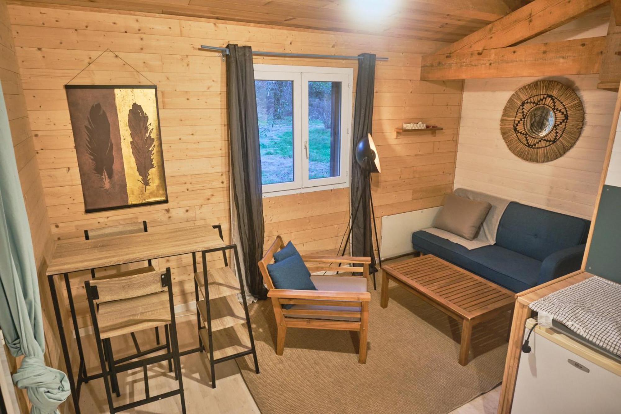 Cabane Au Milieu Des Pins - Domaine Temali 拉布耶尔 外观 照片